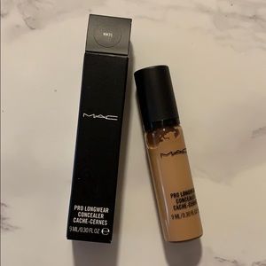 MAC Pro Longwear Concealer NW25 *NEW*